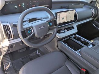 New 2026 Ford Expedition Active RWD video 3