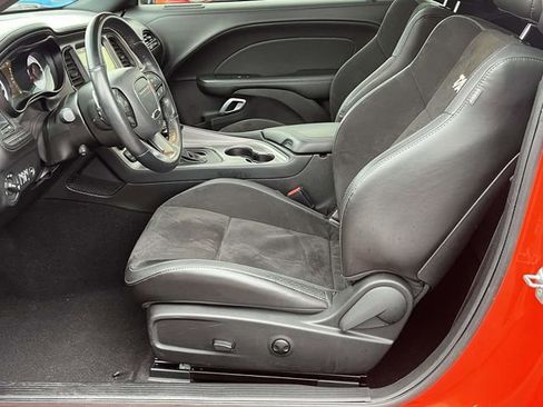 Used 2023 Dodge Challenger R/T w/ T/A Package image 13