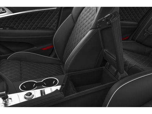 Used 2020 Genesis G70 3.3T RWD image 9