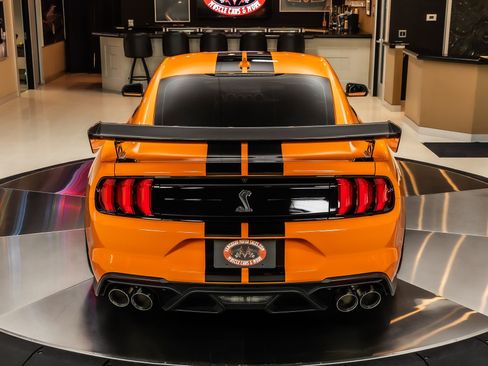 Used 2021 Ford Mustang Shelby GT500 RWD image 15