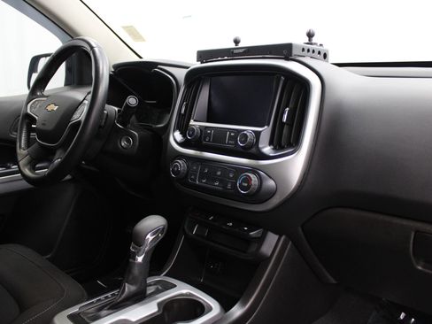 Used 2022 Chevrolet Colorado LT w/ LT Convenience Package AWD/4WD image 29