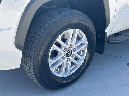 New 2026 Toyota Tundra SR5 image 9