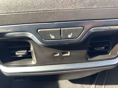 Used 2024 GMC Sierra 1500 Denali image 27