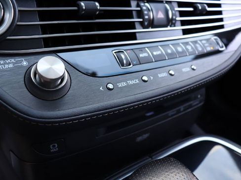 Used 2018 Lexus LS 500 image 60