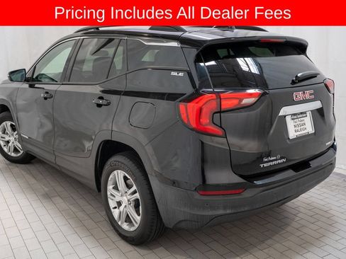 Used 2019 GMC Terrain SLE w/ Driver Convenience Package AWD/4WD image 3
