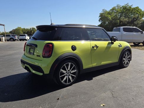 Used 2024 MINI Cooper S w/ Signature Upholstery Package image 8