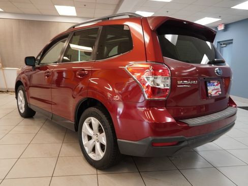 Used 2016 Subaru Forester 2.5i Limited AWD/4WD image 3