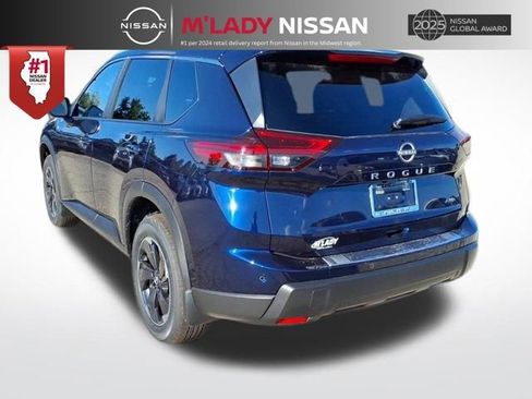 New 2026 Nissan Rogue SV w/ SV Premium Package image 5