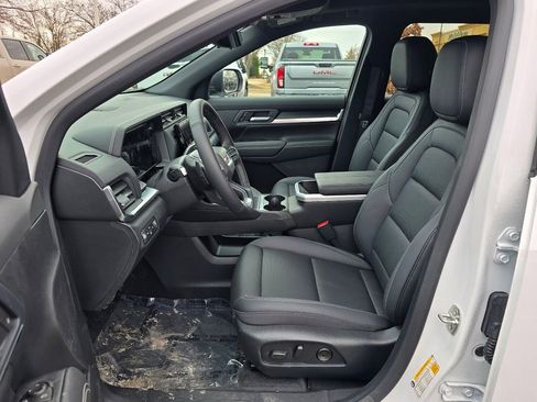 New 2026 GMC Terrain Elevation w/ Elevation Premium Package image 15