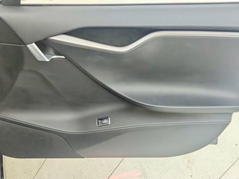 Used 2019 Tesla Model S 100D image 25