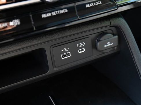 New 2025 Honda Pilot EX-L image 24