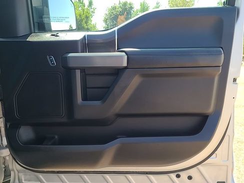 Used 2018 Ford F150 XLT w/ Equipment Group 302A Luxury AWD/4WD image 26
