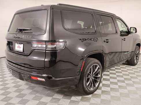 Used 2024 Jeep Grand Wagoneer Series II w/ Quick Order Packagew 28T AWD/4WD image 24