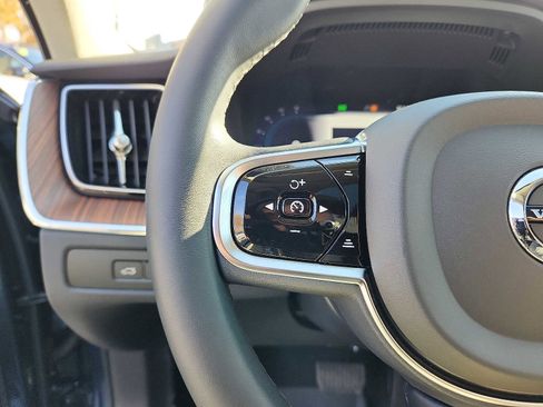 Certified 2023 Volvo XC60 T8 Plus w/ Climate Package image 19