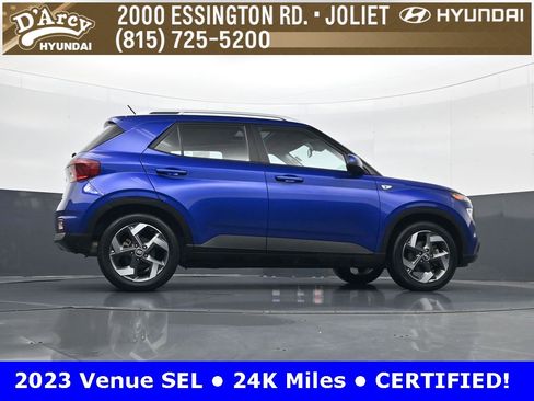 Certified 2023 Hyundai Venue SEL image 24