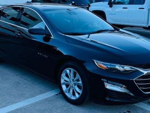 Used 2024 Chevrolet Malibu LT image 1