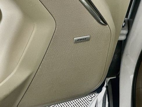 Used 2023 GMC Yukon XL Denali AWD/4WD image 25