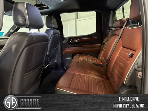 Used 2023 GMC Sierra 1500 Denali Ultimate AWD/4WD image 25