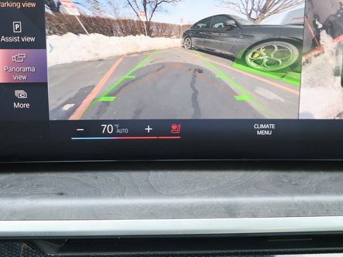 Used 2023 BMW X7 xDrive40i w/ Premium Package image 27