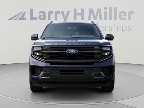 New 2027 Ford Expedition Max Platinum AWD/4WD image 3