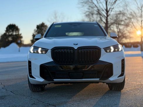 New 2026 BMW X5 xDrive40i w/ M Sport Package image 8