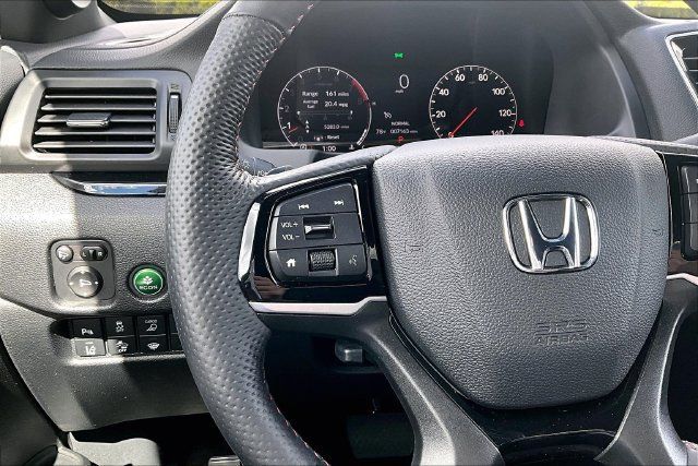 Used 2026 Honda Ridgeline Black Edition image 12