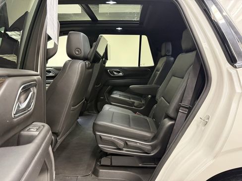 Used 2022 Chevrolet Tahoe LT w/ Luxury Package image 22