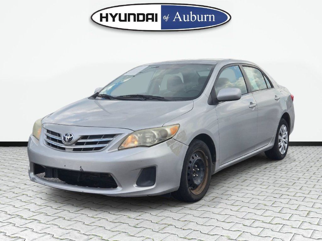Used 2013 Toyota Corolla LE FWD image 9