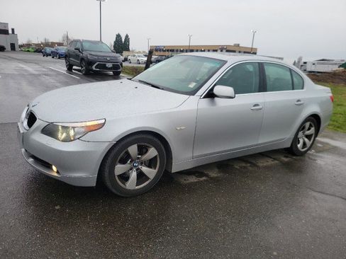 Used 2004 BMW 530i Sedan image 2