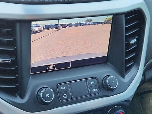 Used 2021 GMC Acadia SLE w/ Driver Convenience Package image 20