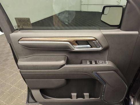 Used 2023 GMC Sierra 1500 Elevation AWD/4WD image 12