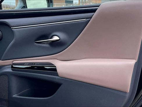 Certified 2025 Lexus ES 350 image 21
