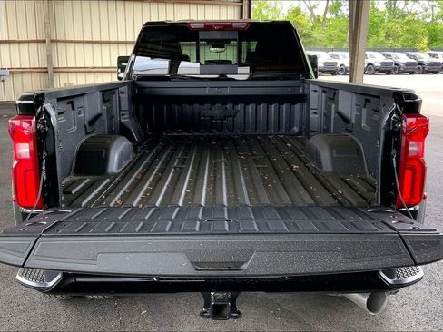 New 2026 Chevrolet Silverado 3500 High Country w/ High Country Premium Package AWD/4WD image 5