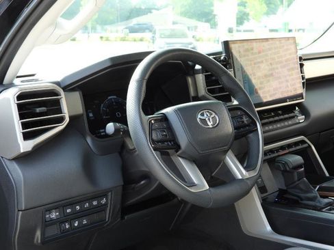 Used 2024 Toyota Sequoia SR5 w/ SR5 Premium Package AWD/4WD image 59