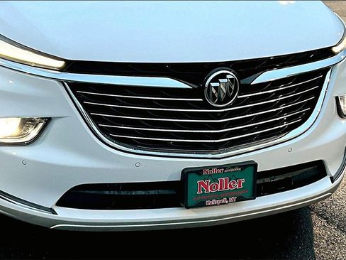 Used 2024 Buick Enclave Premium image 29