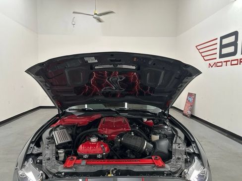 Used 2018 Ford Mustang Shelby GT350R w/ GT350R Equipment Group 920A RWD image 5