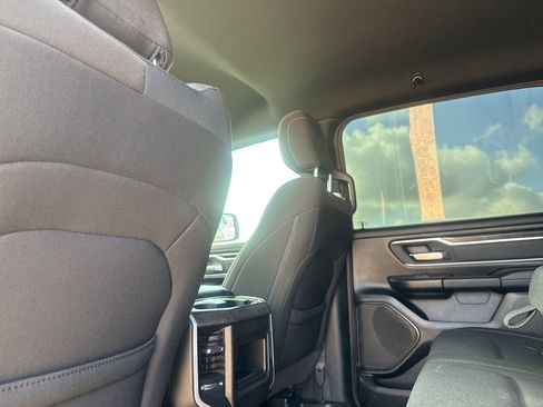 Used 2020 RAM 1500 Big Horn RWD image 32