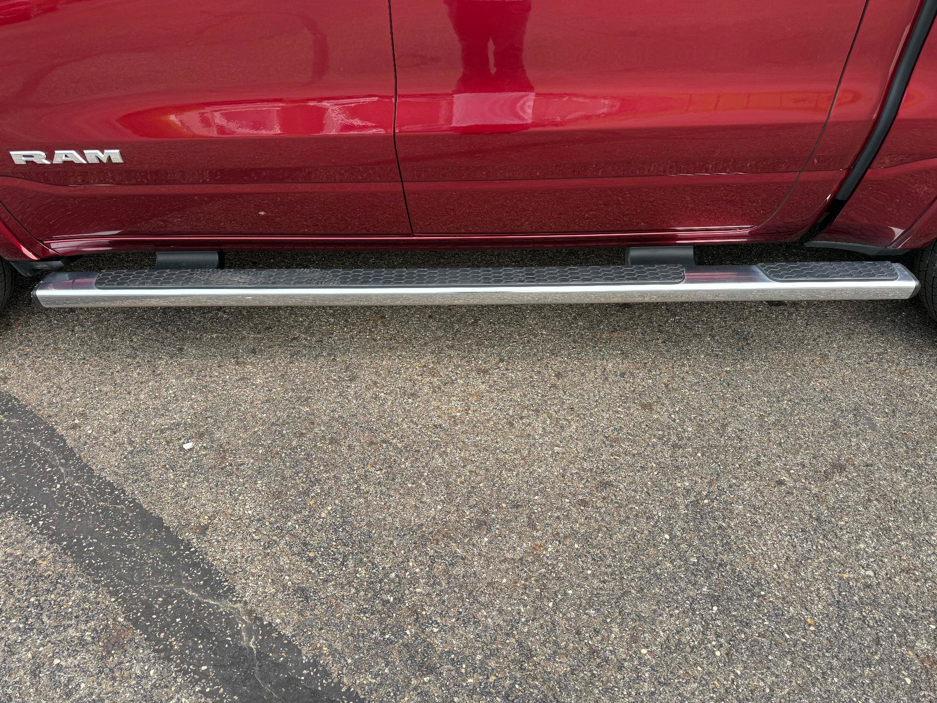 Used 2021 RAM 1500 Laramie AWD/4WD image 8