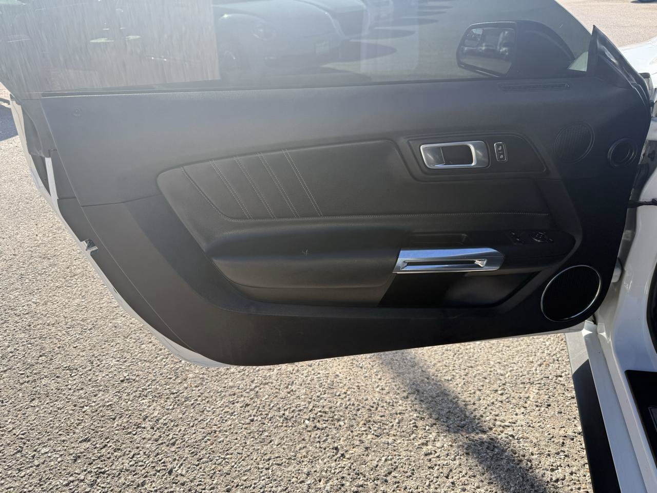 Used 2019 Ford Mustang GT Premium RWD image 12