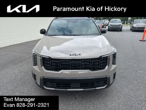 Used 2025 Kia Sorento SX Prestige w/ Sage Leather Package AWD/4WD image 2