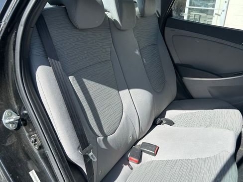 Used 2015 Hyundai Accent GLS FWD image 8