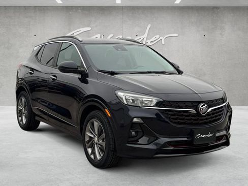 Used 2020 Buick Encore GX Select w/ Sport Touring Package image 2