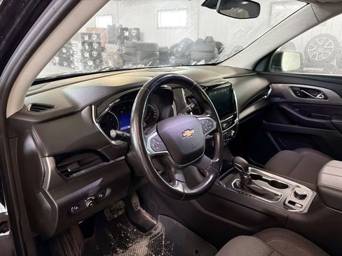 Used 2021 Chevrolet Traverse LT AWD/4WD image 8