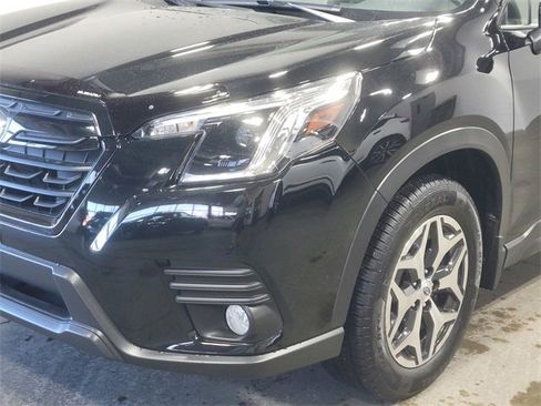 Certified 2022 Subaru Forester Premium image 11