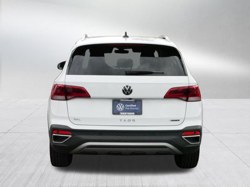 Certified 2024 Volkswagen Taos SEL image 6