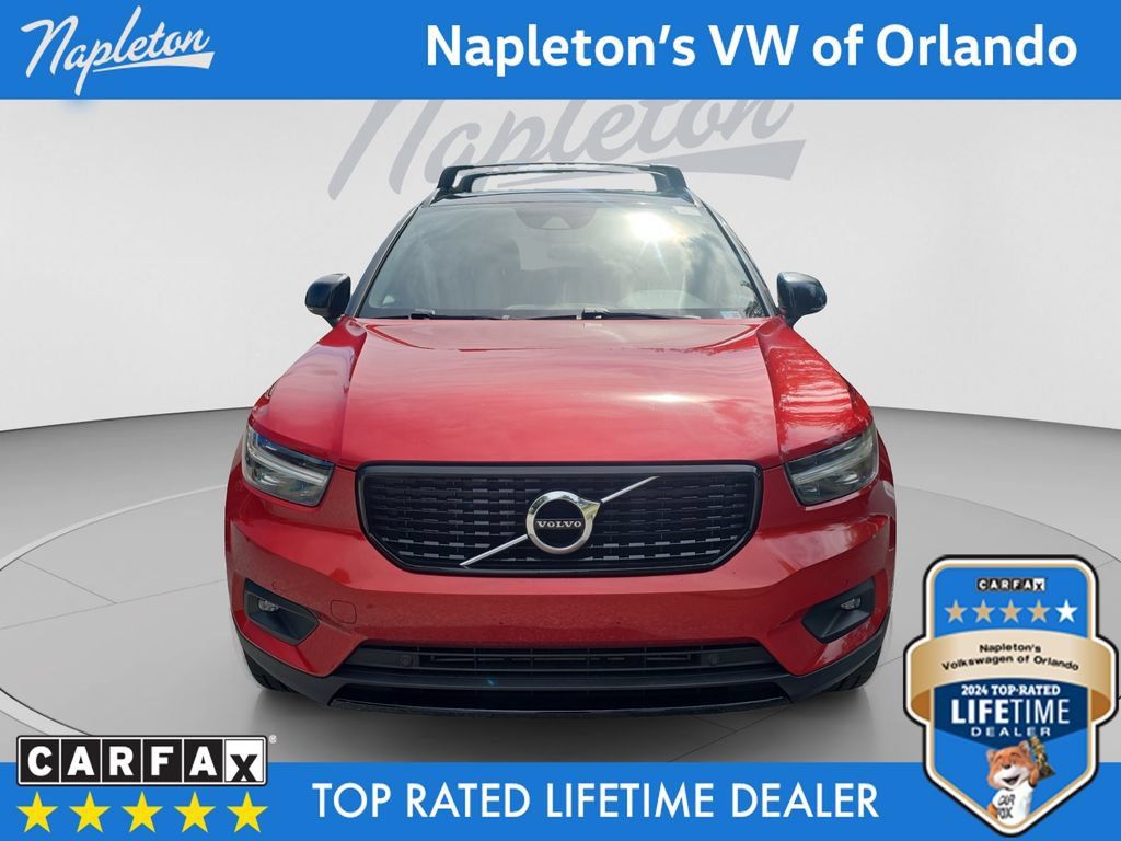 Used 2020 Volvo XC40 T5 R-Design w/ Protection Package Premier AWD/4WD image 9