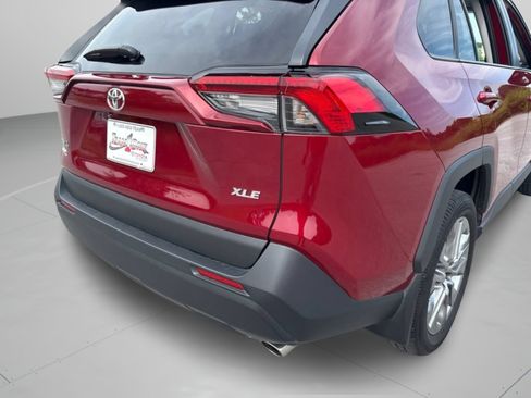 Used 2024 Toyota RAV4 XLE Premium FWD image 29