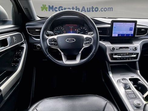 Used 2020 Ford Explorer XLT w/ Equipment Group 202A AWD/4WD image 10