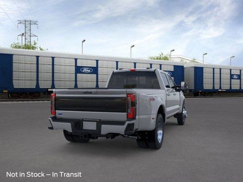 New 2026 Ford F450 Platinum image 9