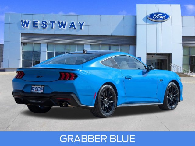 Used 2026 Ford Mustang GT Premium RWD image 3